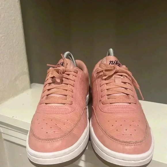 Nike Court Vintage Premium Sneakers Shoes CW1067-600 Women's Pink Size US 8 - Picture 7 of 9